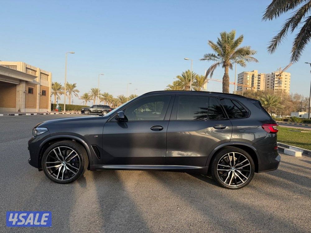 صبغ الوكالة عداد ٨٤ الف كم فقط X5 M Kit 20195