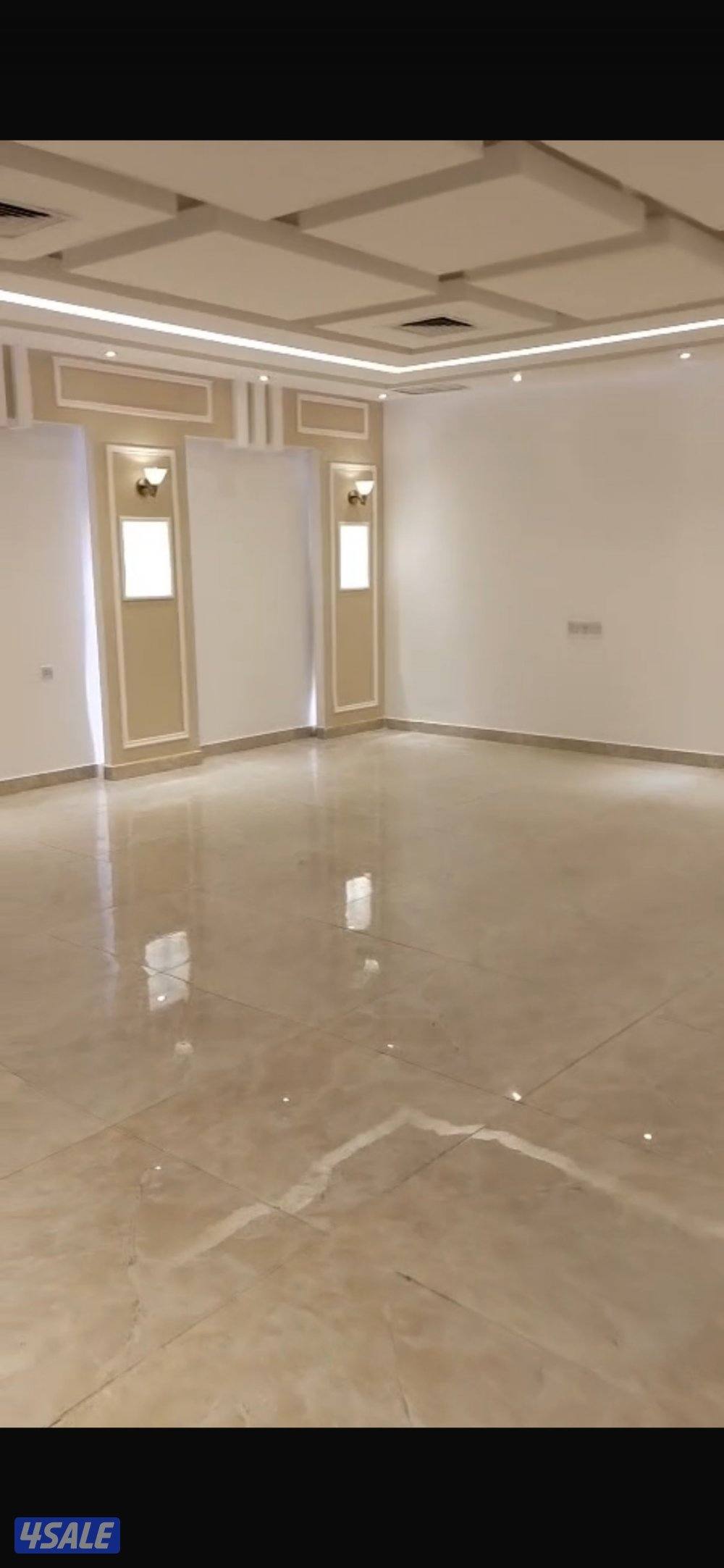 للاجار شقة ارضية مع حوش كبير0