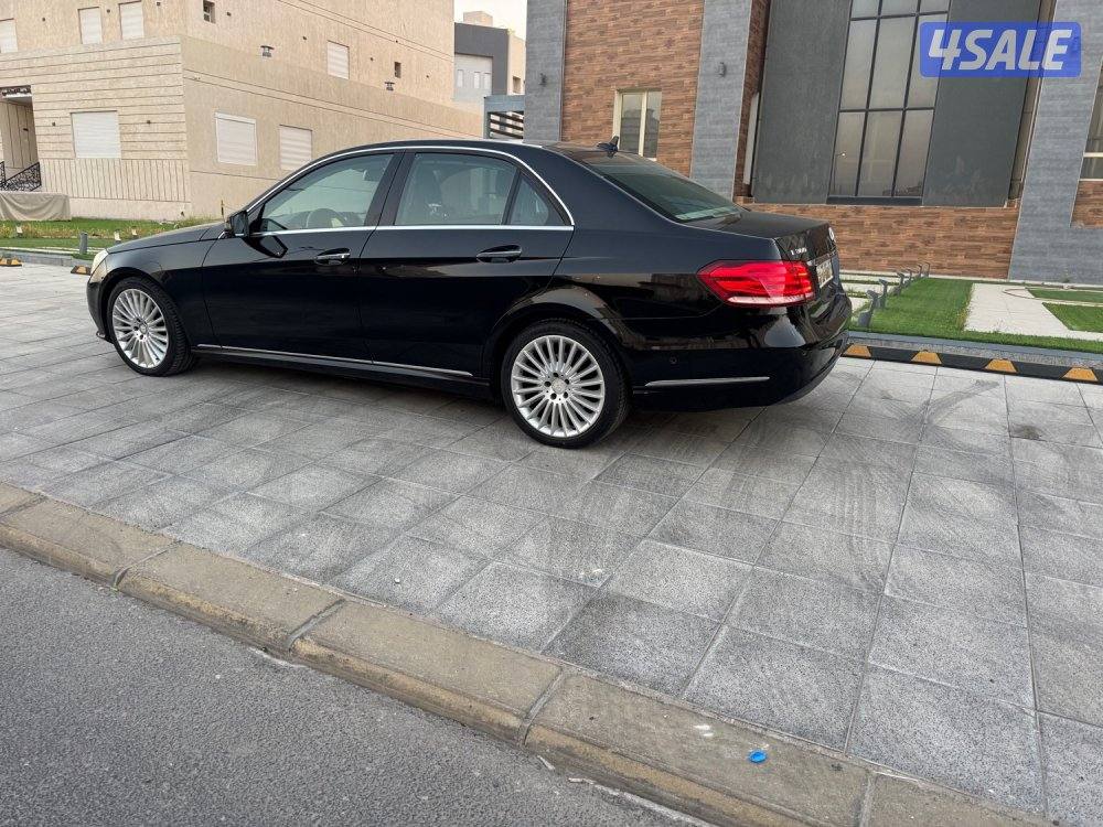حاله نادره عداد 25 كامل المواصفاتE300 موديل 20143