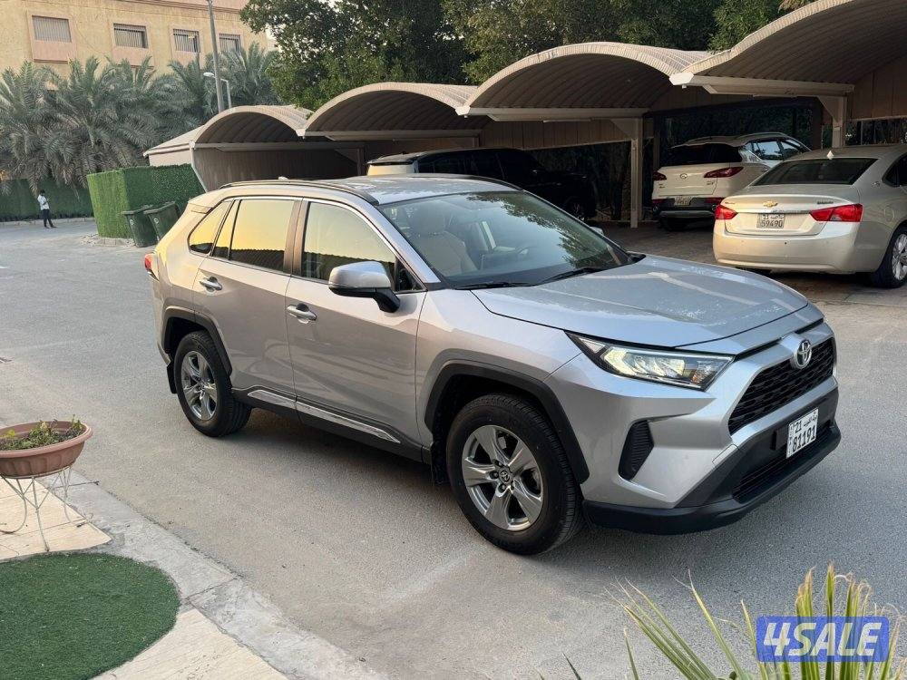 جيب تويوتا راف فور مديل 2023 تحت الكفاله0