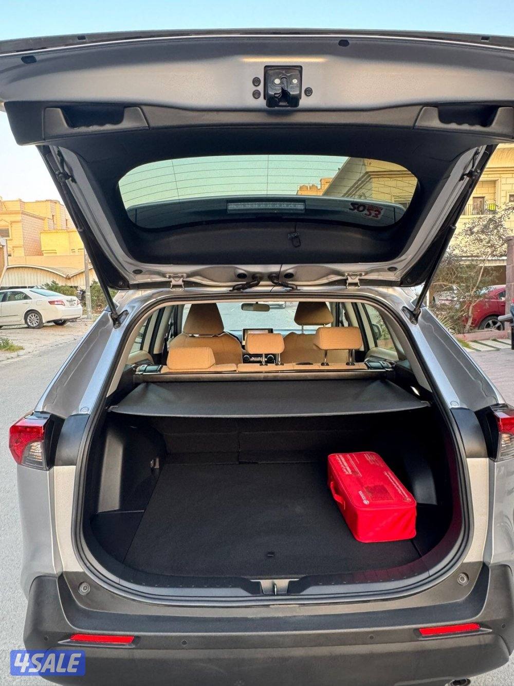 جيب تويوتا راف فور مديل 2023 تحت الكفاله9