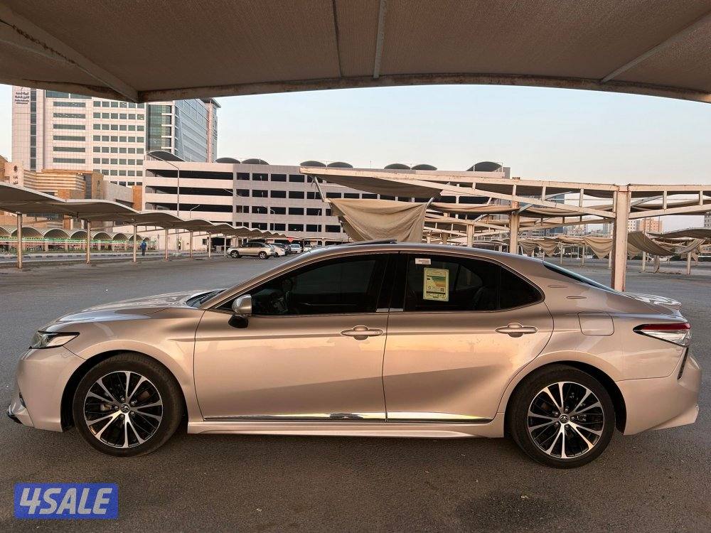 كامري SE سبورت موديل 2019 وارد الساير / شرط الفحص / صبغ الوكالة4