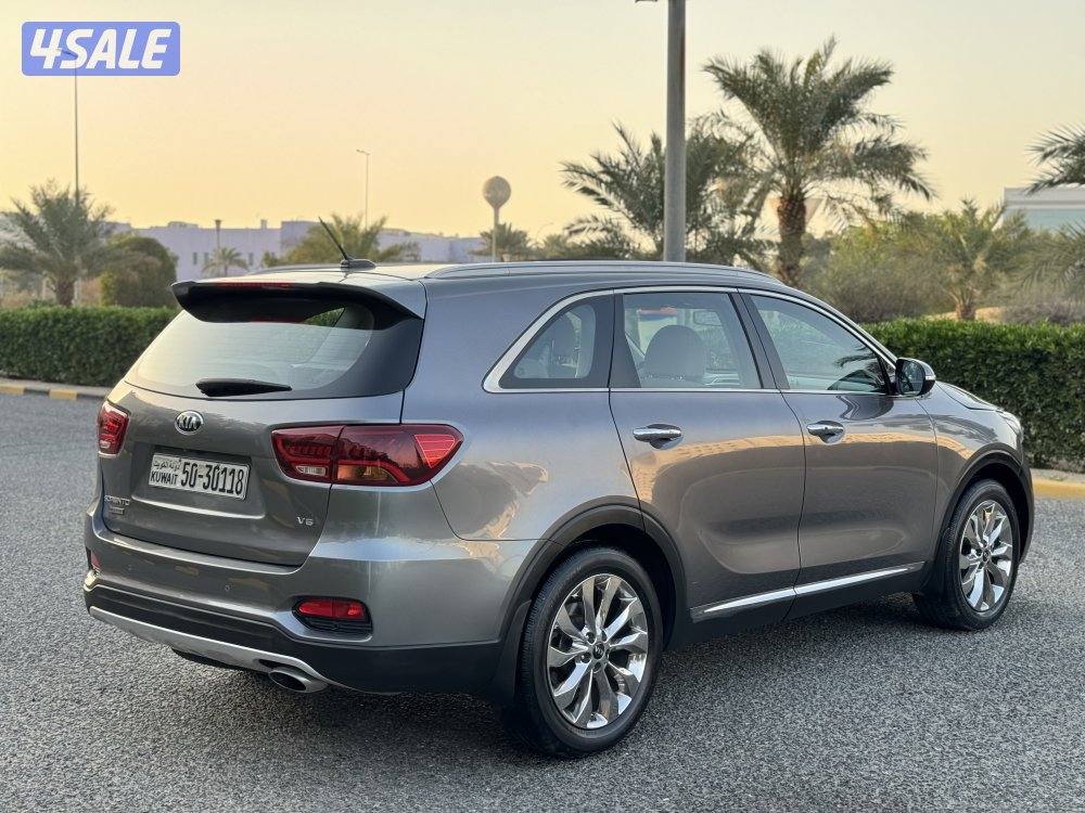 كيا سورينتو V6 موديل 2018 بحاله الوكاله شرط الفحص3