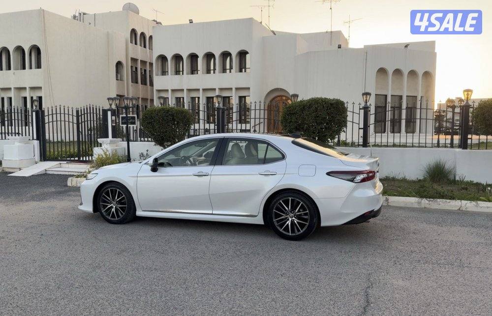 كامري ٢٠٢٣ بحاله ممتازه ماشي 691