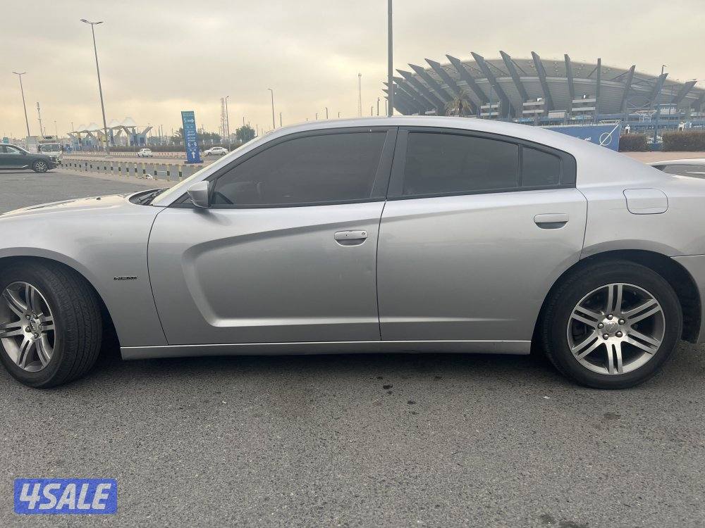 تشارجر 2013 ممشى 200. V8 RT شرط فحص قير مكينة شاصي الموتر توني نافظه3