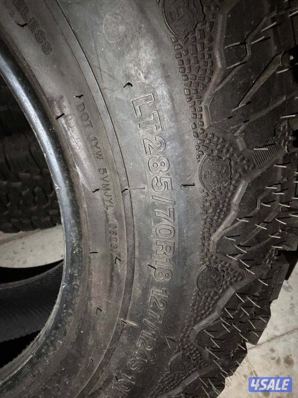 للبيع تواير بلاك بير حجم 183