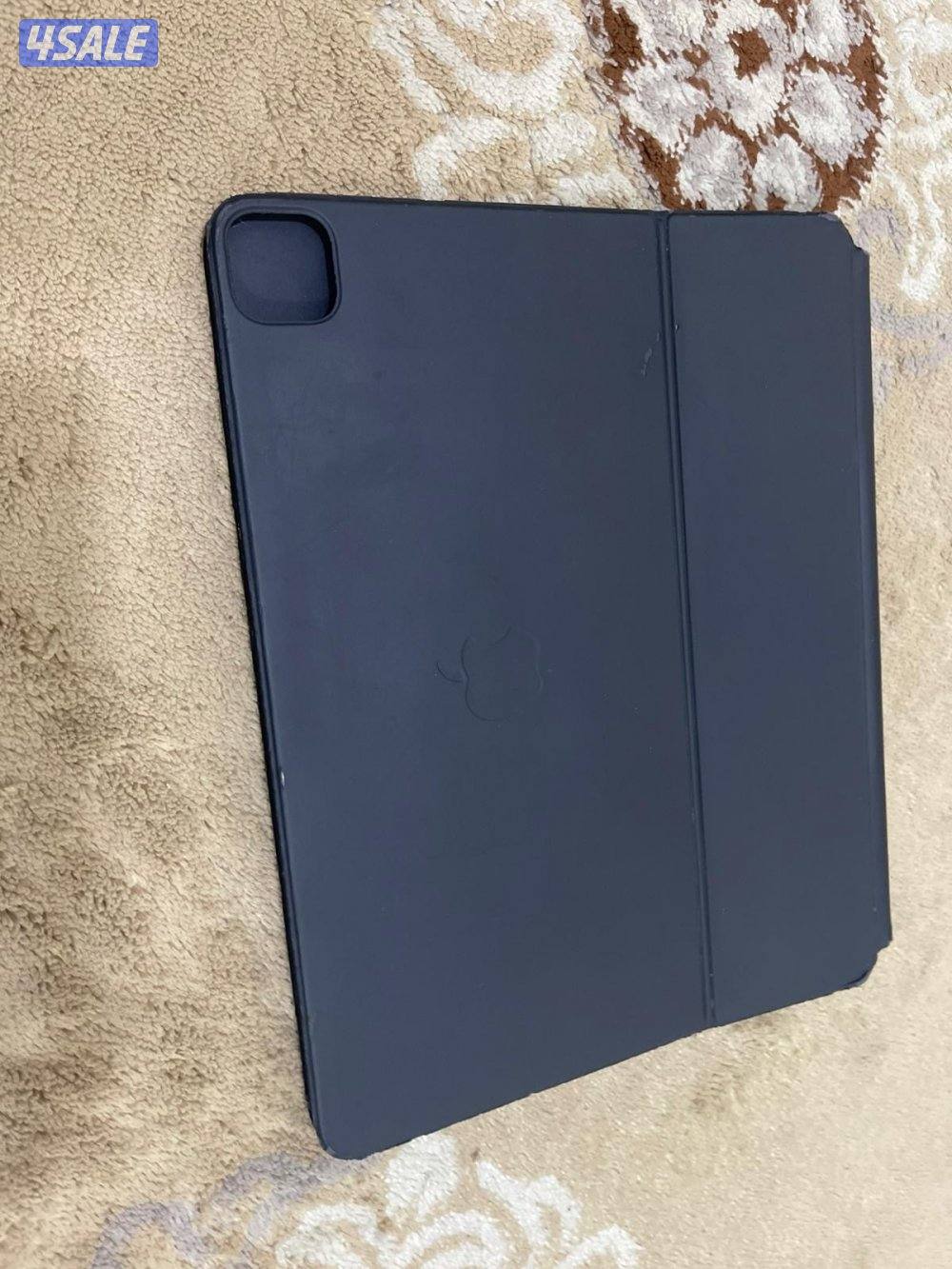 كيبورد ابل ماجيك الاصلي 12.9 بوصة نظيف حيل مع الكرتون1