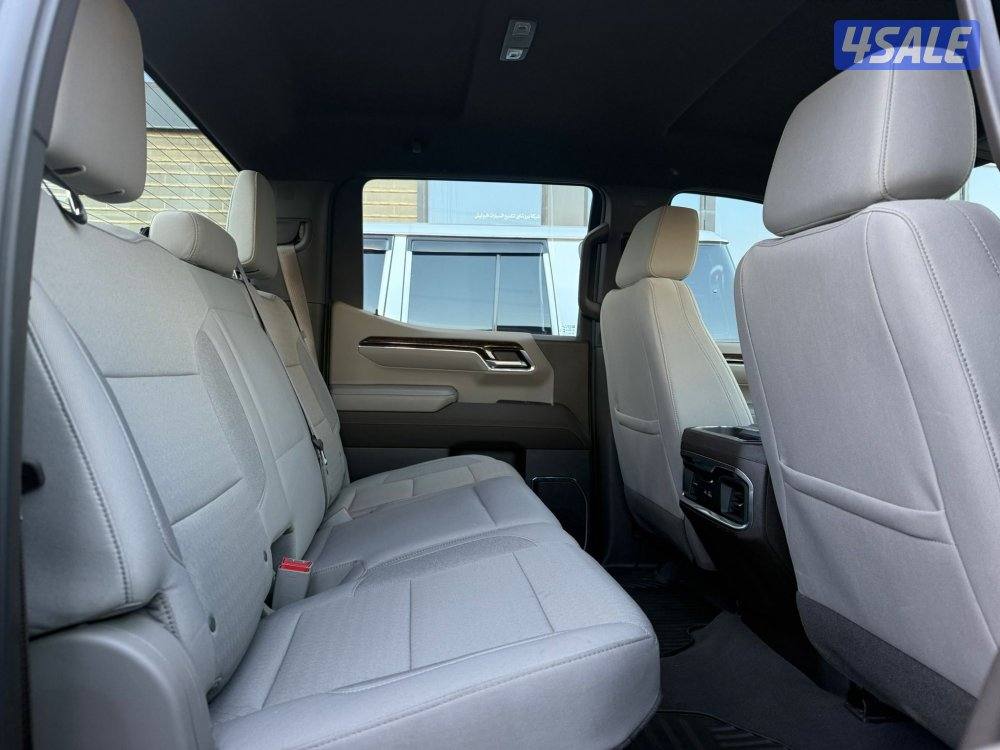 SIERRA ELEVATION V8 _ 2024 صبغ الوكالة9