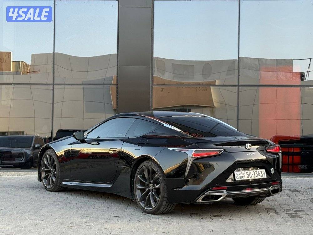 LEXUS LC500 _2018 عداد 22 الف فقط3