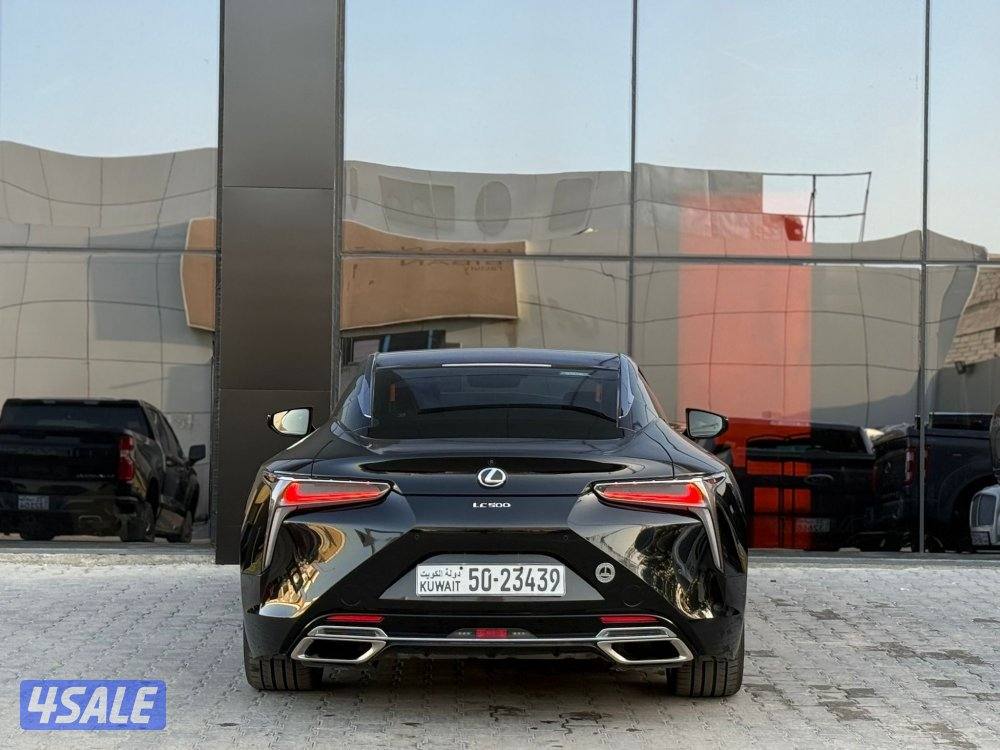LEXUS LC500 _2018 عداد 22 الف فقط4