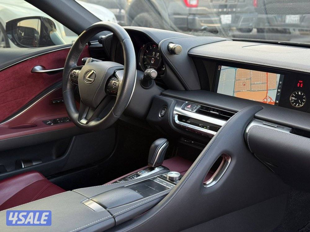 LEXUS LC500 _2018 عداد 22 الف فقط6