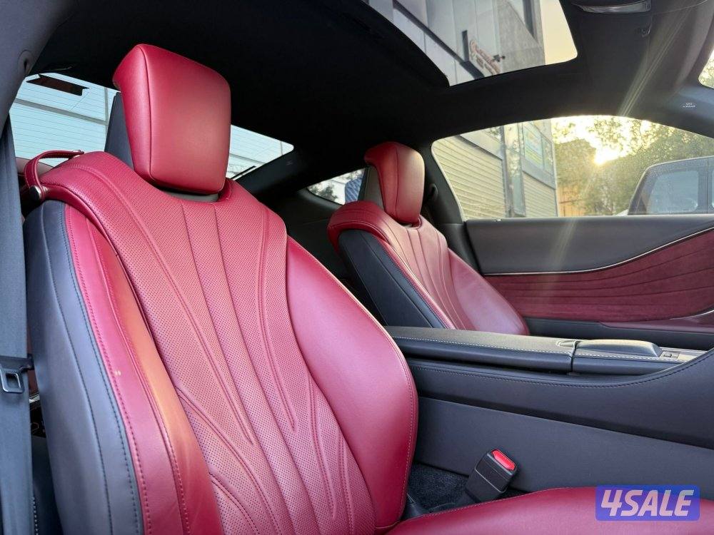 LEXUS LC500 _2018 عداد 22 الف فقط8