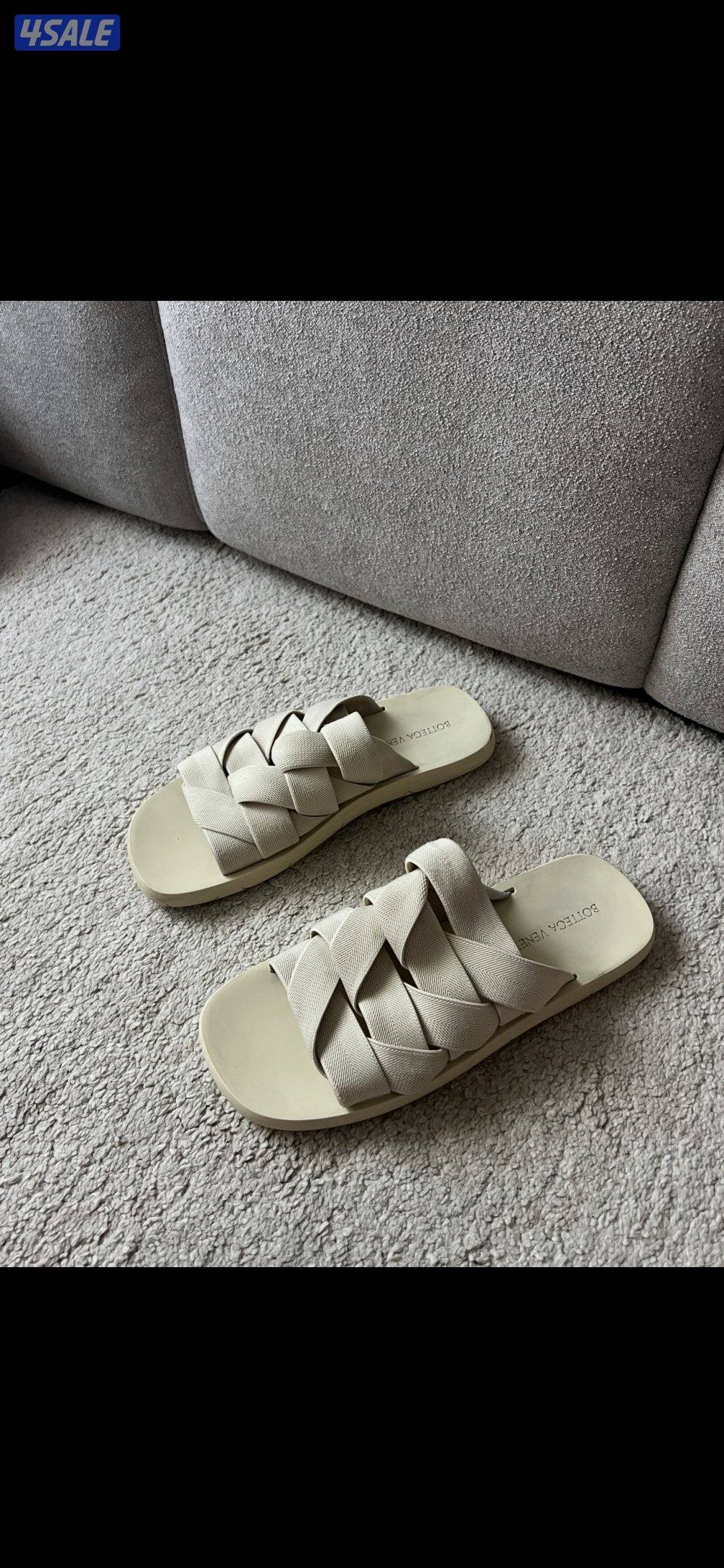 نعل LV + BOTTEGA  - اصليين -  بحالة ممتازة1