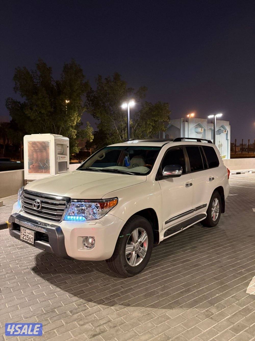 للبيع لاندكروزر 2013 GX.R0