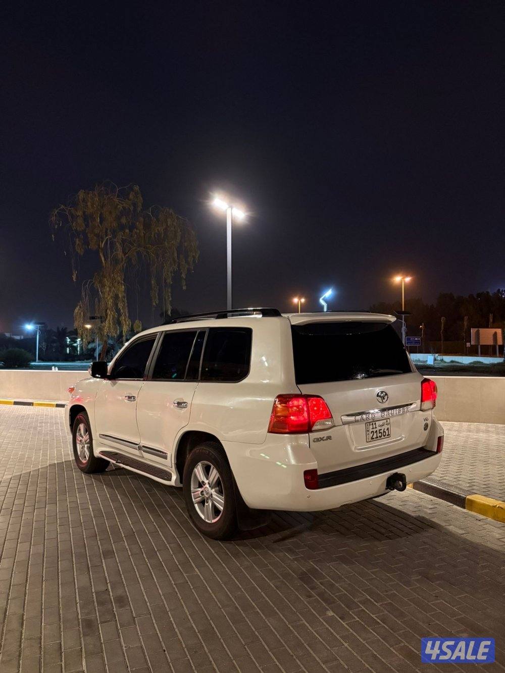 للبيع لاندكروزر 2013 GX.R1