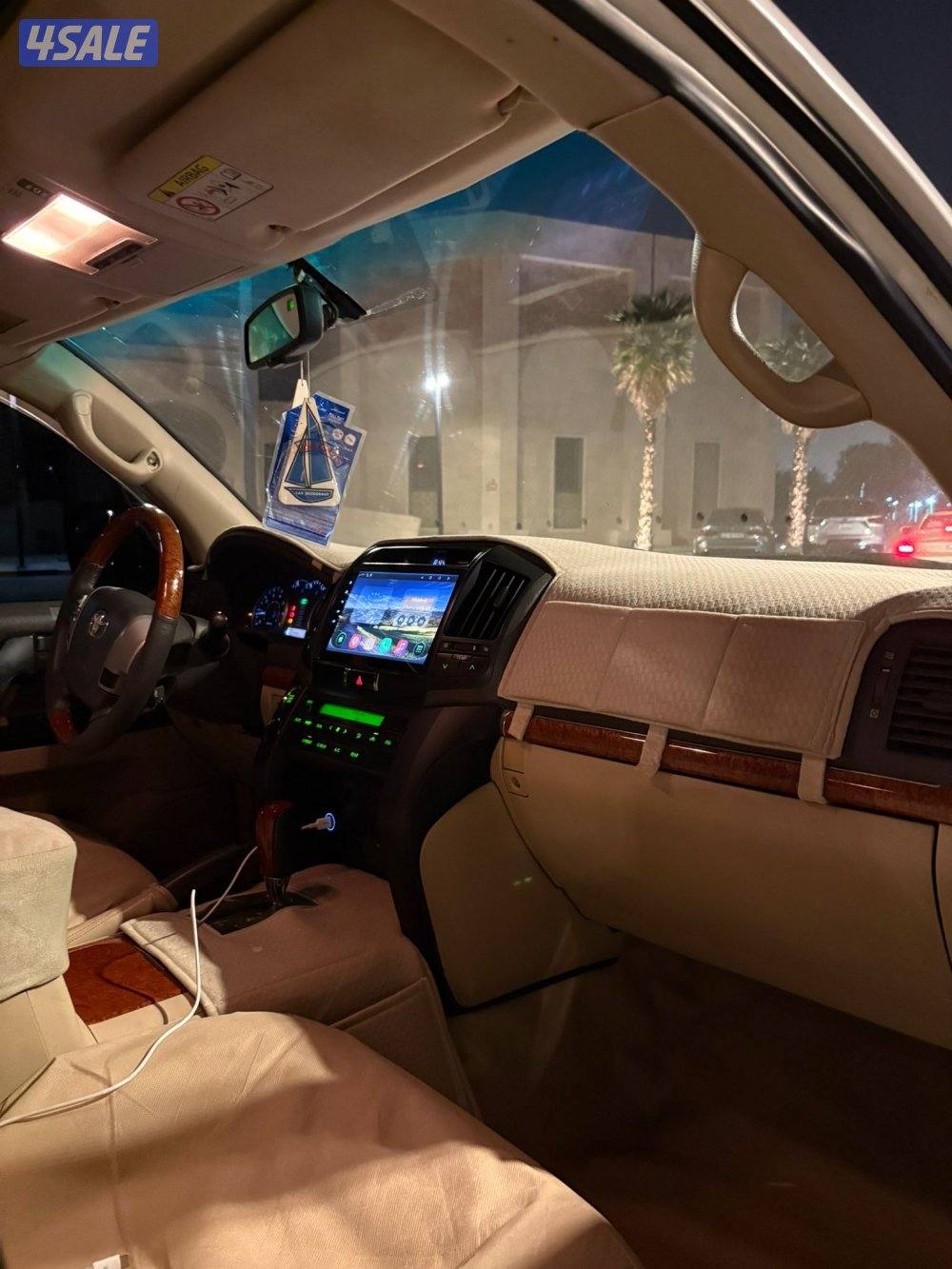 للبيع لاندكروزر 2013 GX.R6