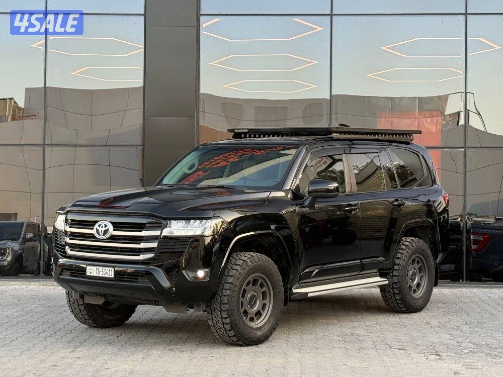 LAND CRUISER GXR TWIN TURBO _2023 صبغ الوكالة1