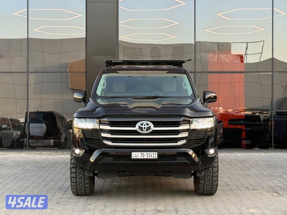 LAND CRUISER GXR TWIN TURBO _2023 صبغ الوكالة2