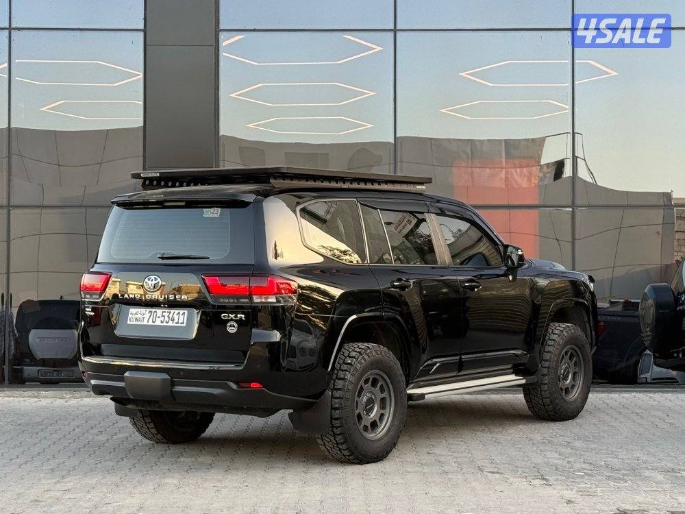 LAND CRUISER GXR TWIN TURBO _2023 صبغ الوكالة4