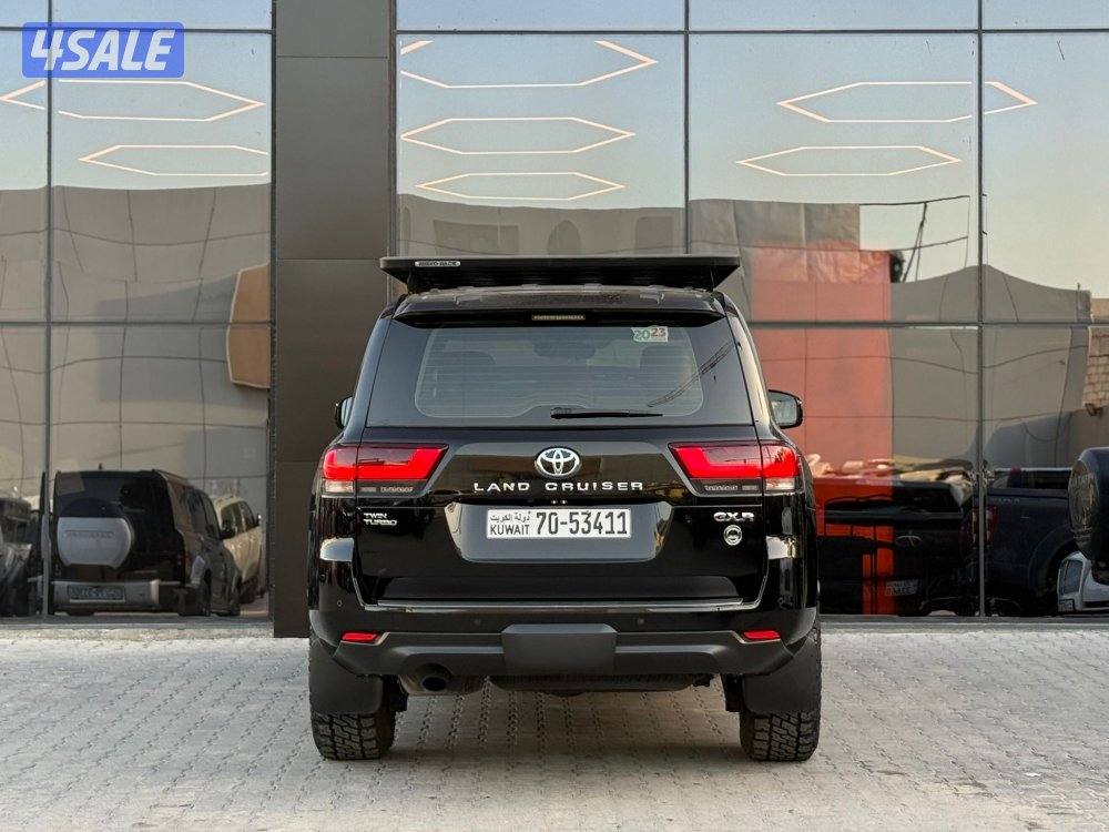 LAND CRUISER GXR TWIN TURBO _2023 صبغ الوكالة5