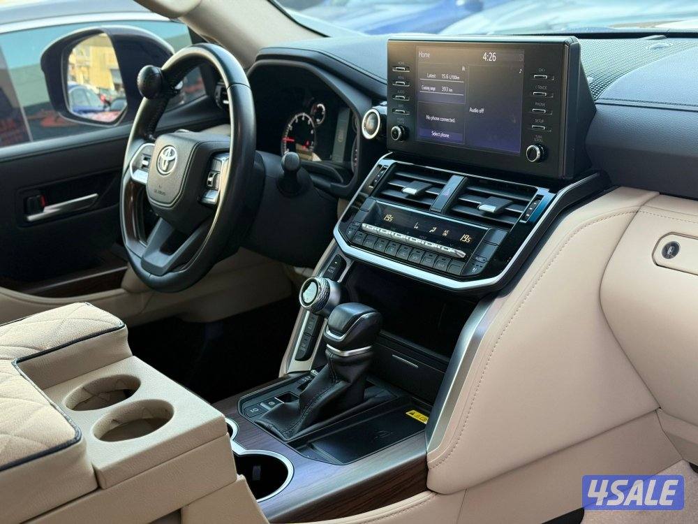 LAND CRUISER GXR TWIN TURBO _2023 صبغ الوكالة7