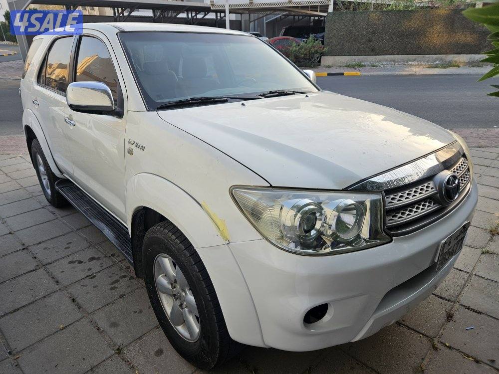 فورتنر / 2011 / V40