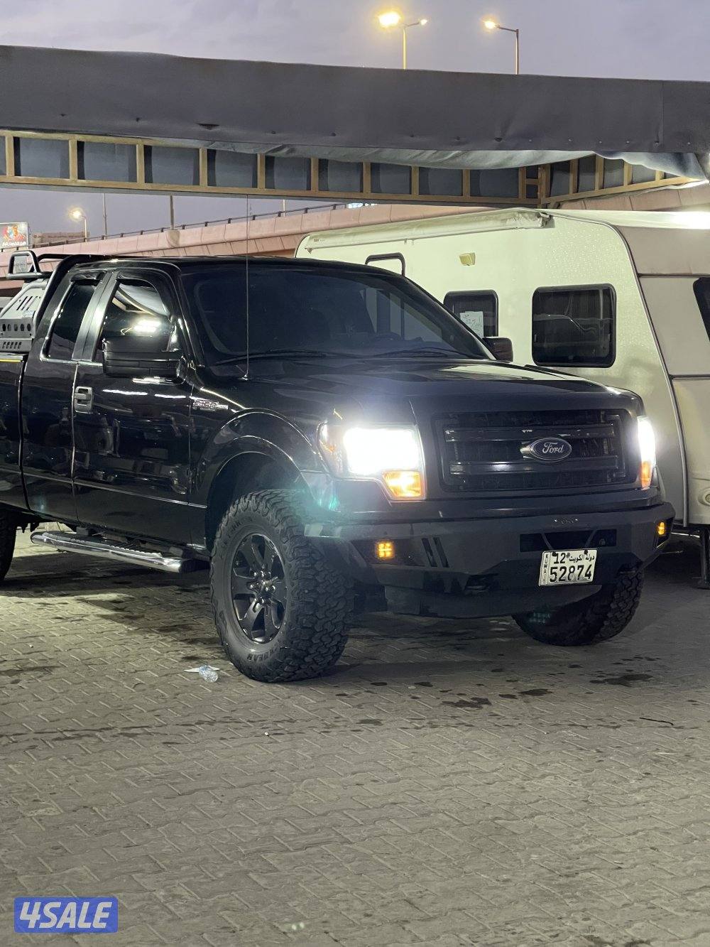 للبيع وانيتF150 فورد 2013 XLT غمارة ونص دبل قير ماشي 390 شرط الفحص1