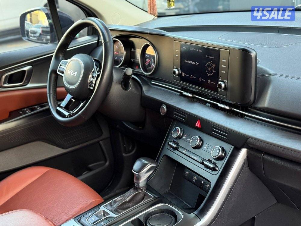 KIA CARNIVAL _2023 صبغ الوكالة6