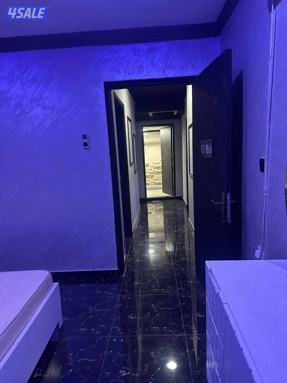 شقه خلو للايجار بحولي غرفتين وصاله ومطبخ وحمام نفس الصور استلام فوري8