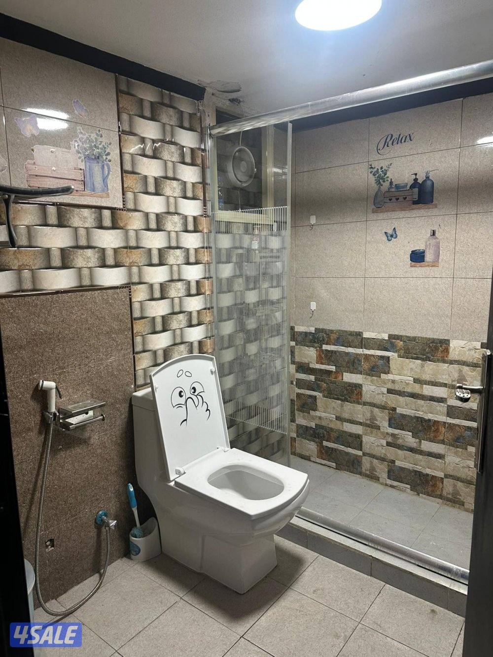 شقه خلو للايجار بحولي غرفتين وصاله ومطبخ وحمام نفس الصور استلام فوري13