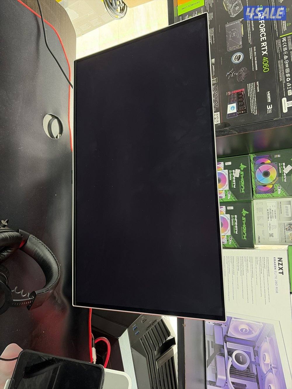 Samsung OLED 27” 360HzUsed0