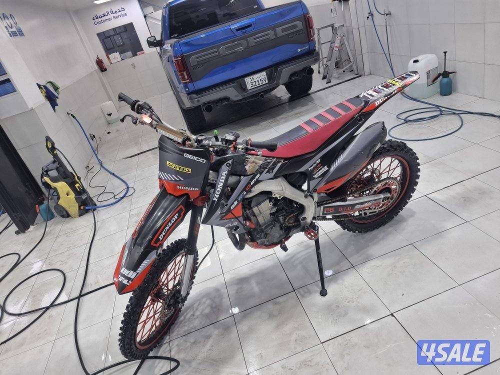 للبيع هوندا crf 450
موديل 2013 بخاخ
السيكل نشيط عليه قزوز كامل يوشمرا1