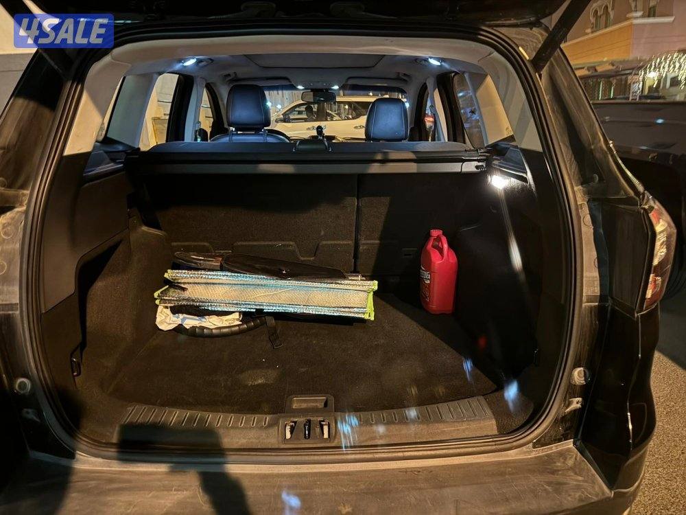 Ford escape 2017 with Sunroof7