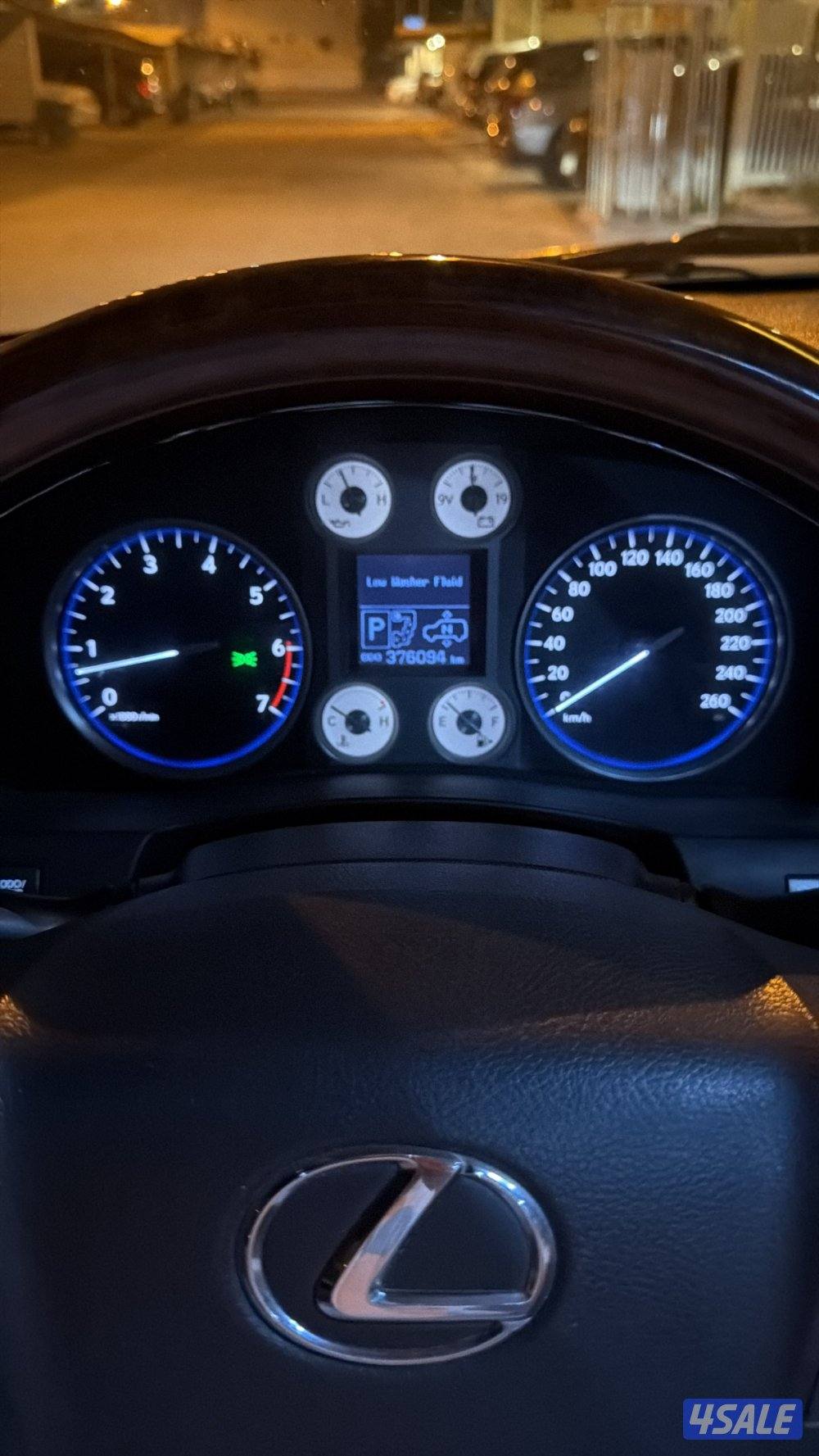 للبيع جيب لكزس2