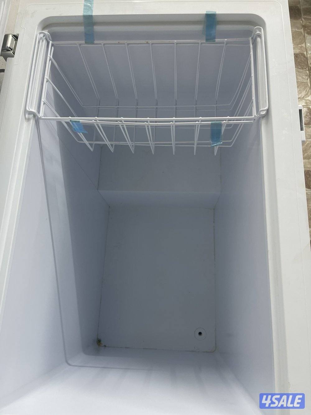 للبيع فريزر BEC جديد جداً ونظيف1