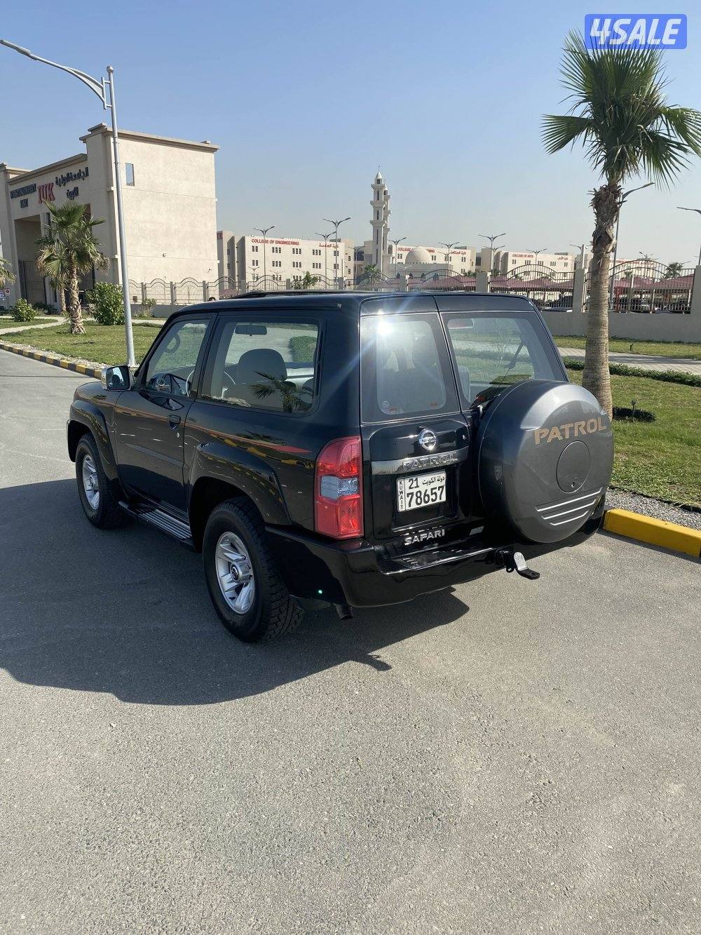 سفاري 2012 _ قير عادي _ ماشي 1121