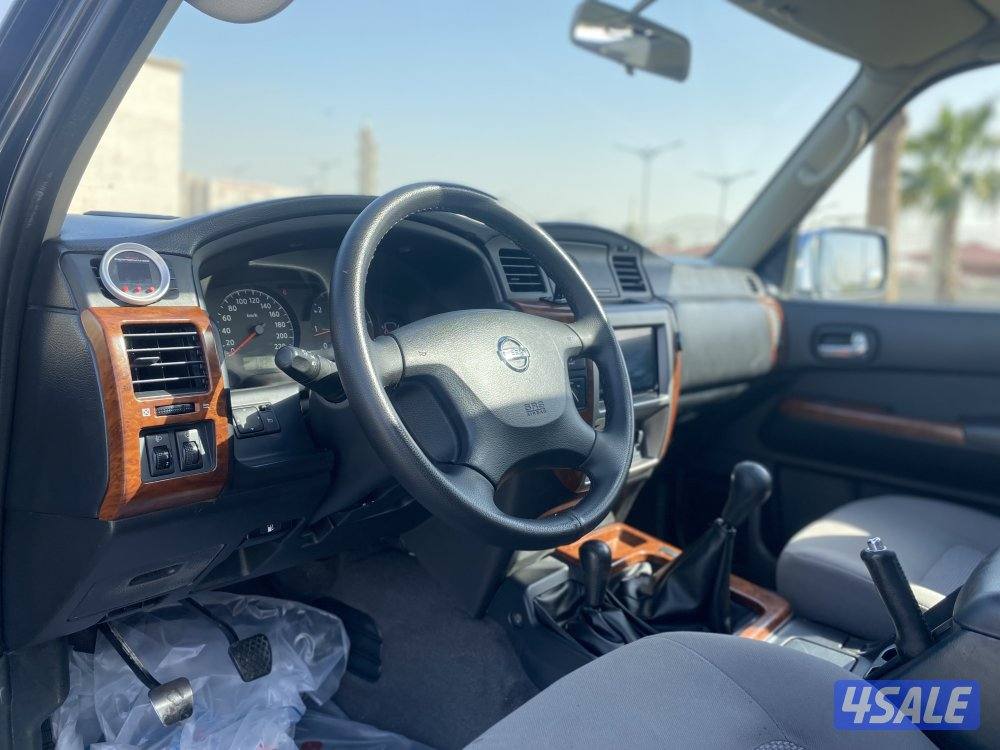 سفاري 2012 _ قير عادي _ ماشي 11210