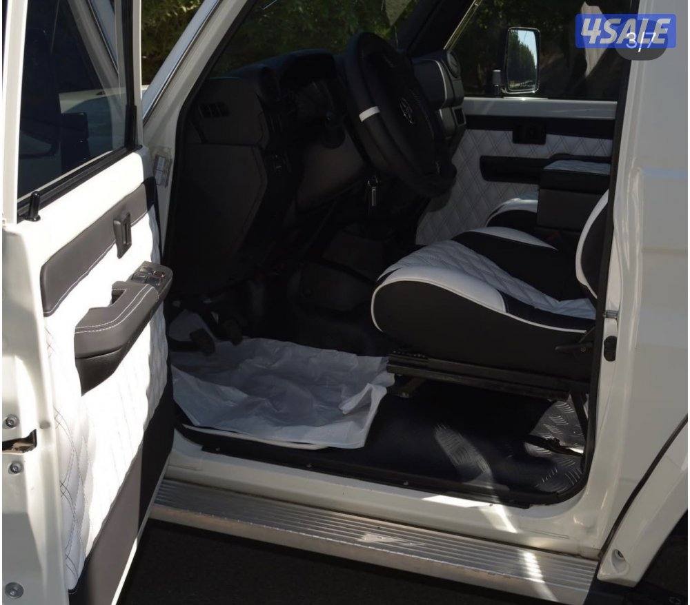 جيب ربع toyota2