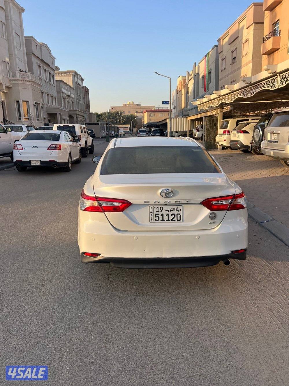 للبيع كامري موديل 20203