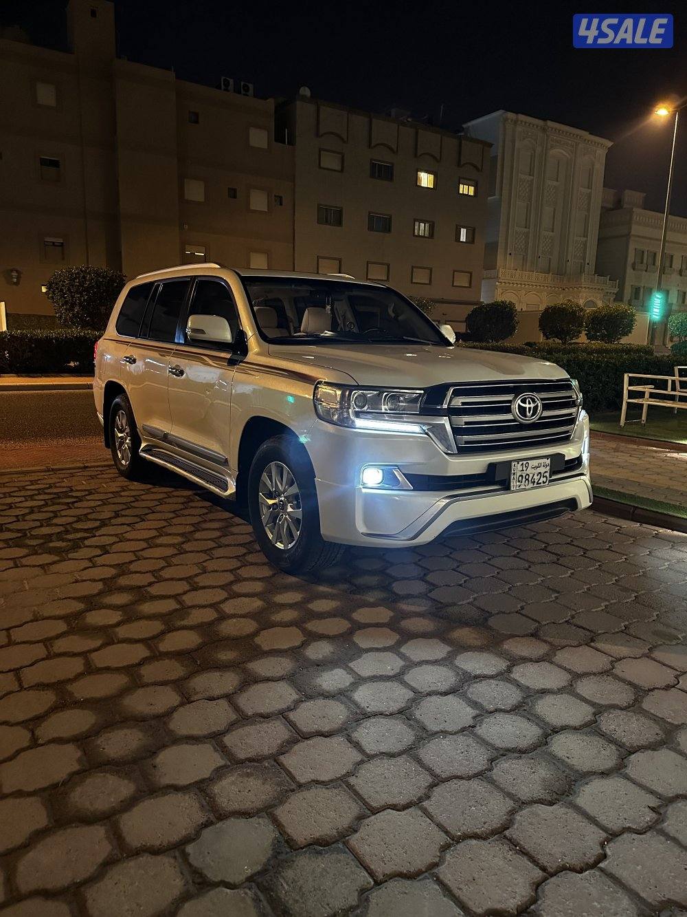 للبيع لاند كروزر 2019 V6 شرط الفحص بحالة الوكالة1