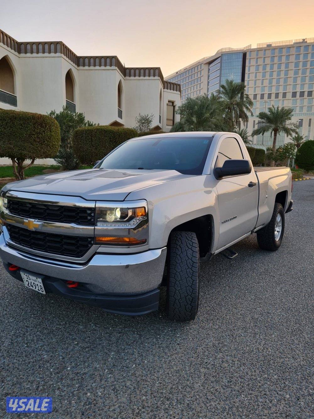 للبيع سلفرادو 2017 بحالة ممتازة جدا2