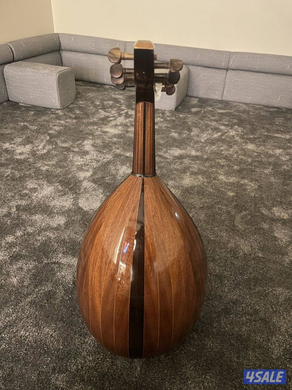 للبيع عود يوسف جمال صناعه اخر ٢٤1