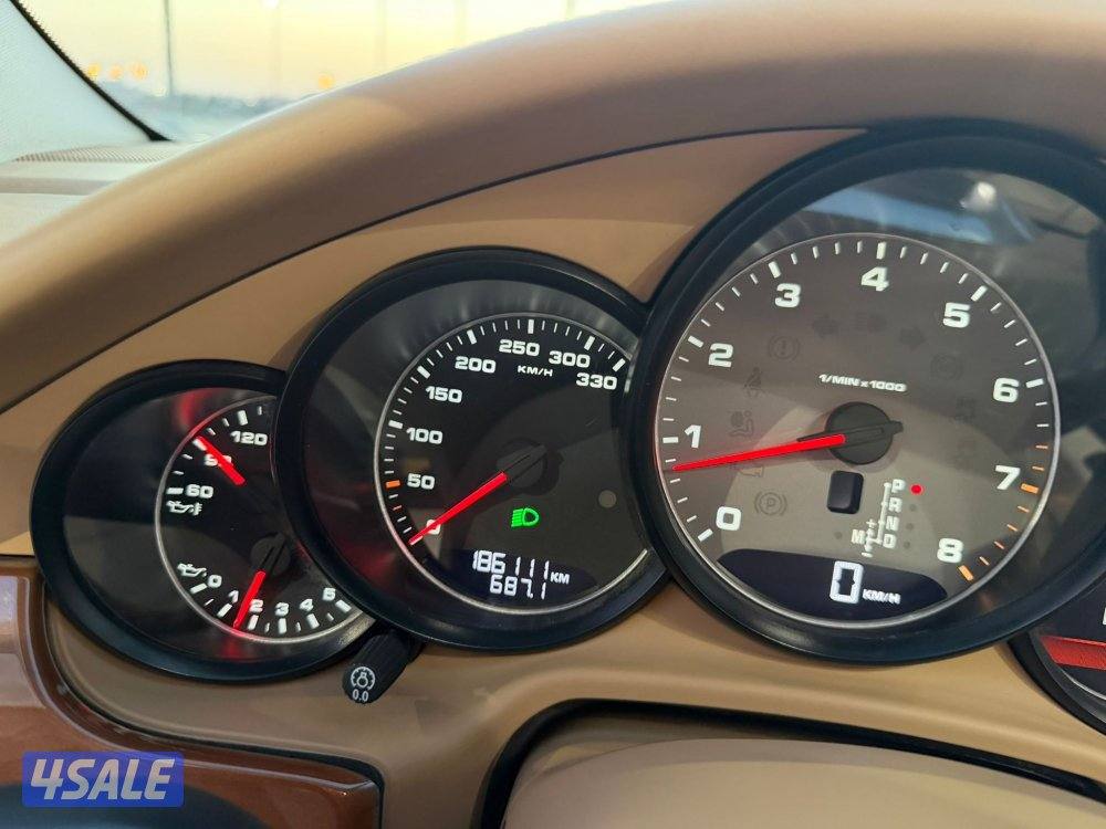 باناميرا فور اس 8 سلندر 20115