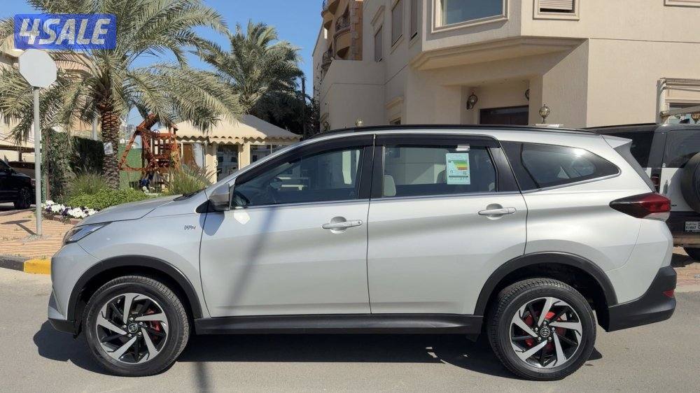 للبيع تويوتا رش موديل 2020 عداد فقط 85 صبغ الوكاله0