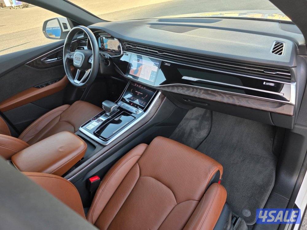 اودي Q8 اس لاين موديل /2019 عداد/77   سيرفس وكاله7