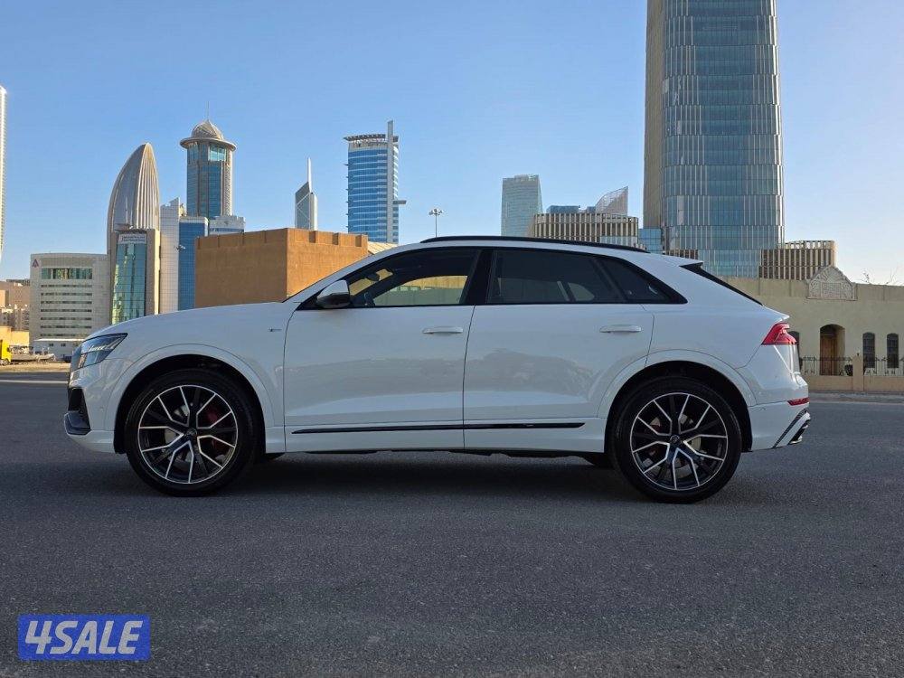 اودي Q8 اس لاين موديل /2019 عداد/77   سيرفس وكاله10