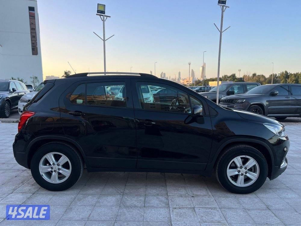 تراكس 2020 LT ماشي 100 الف بحالة الوكاله صبغ الوكاله شرط الفحص4