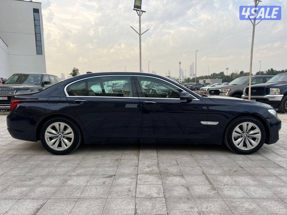 بي ام 2013/Li730 ماشي 100 الف بحالة الوكاله صبغ الوكاله شرط الفحص4