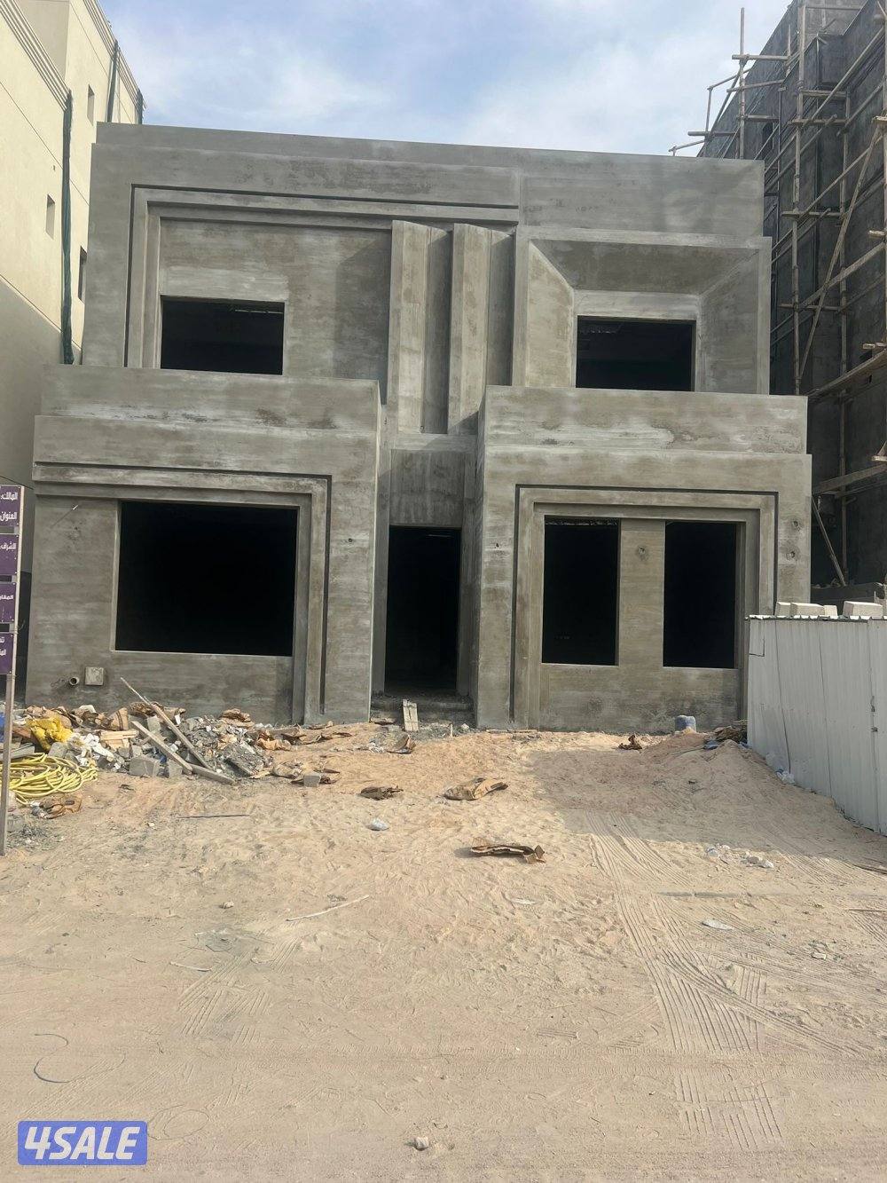 للبدل قسيمه دورين ونص خالص مساح وعازل مطلوب موقع افضل ارض او مبنى عالا0