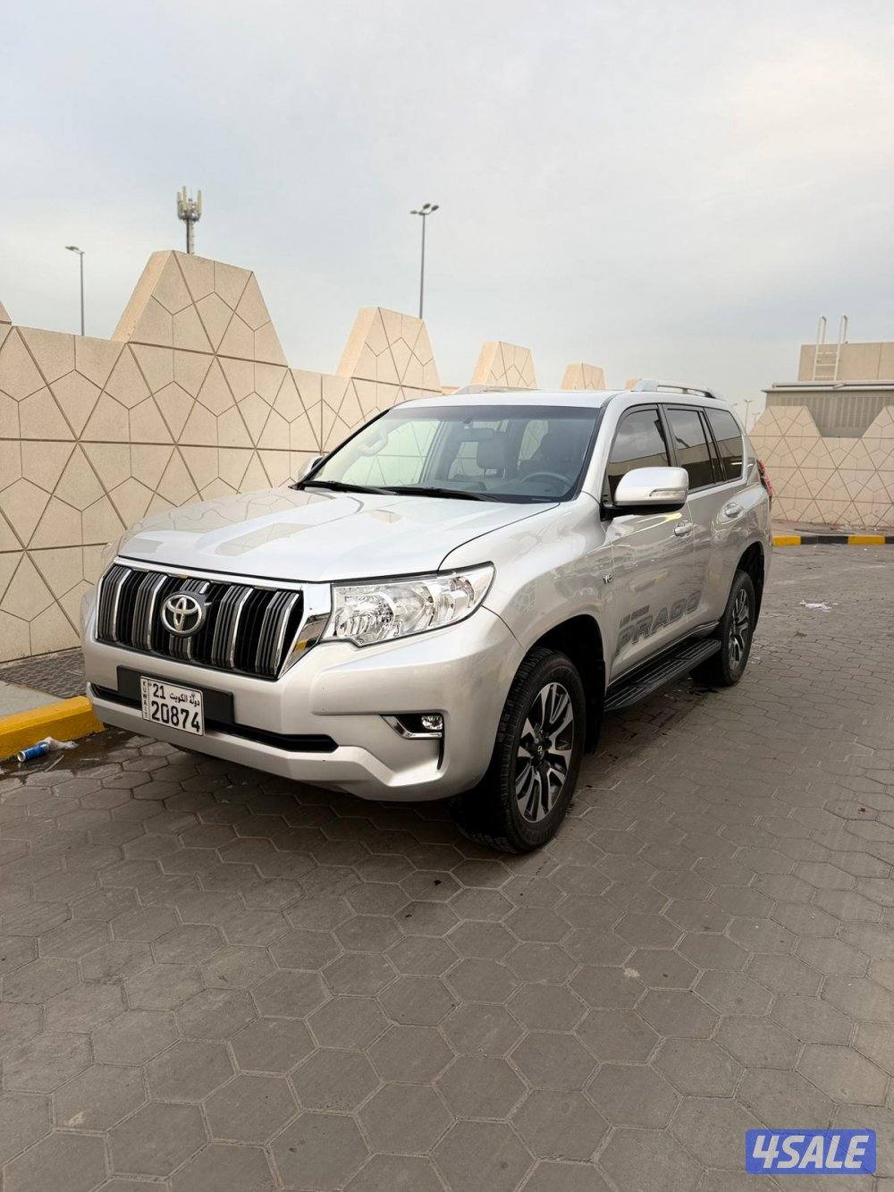 Toyota prado 2023 for sale. 4 piss repent. engine gear chassis you can2